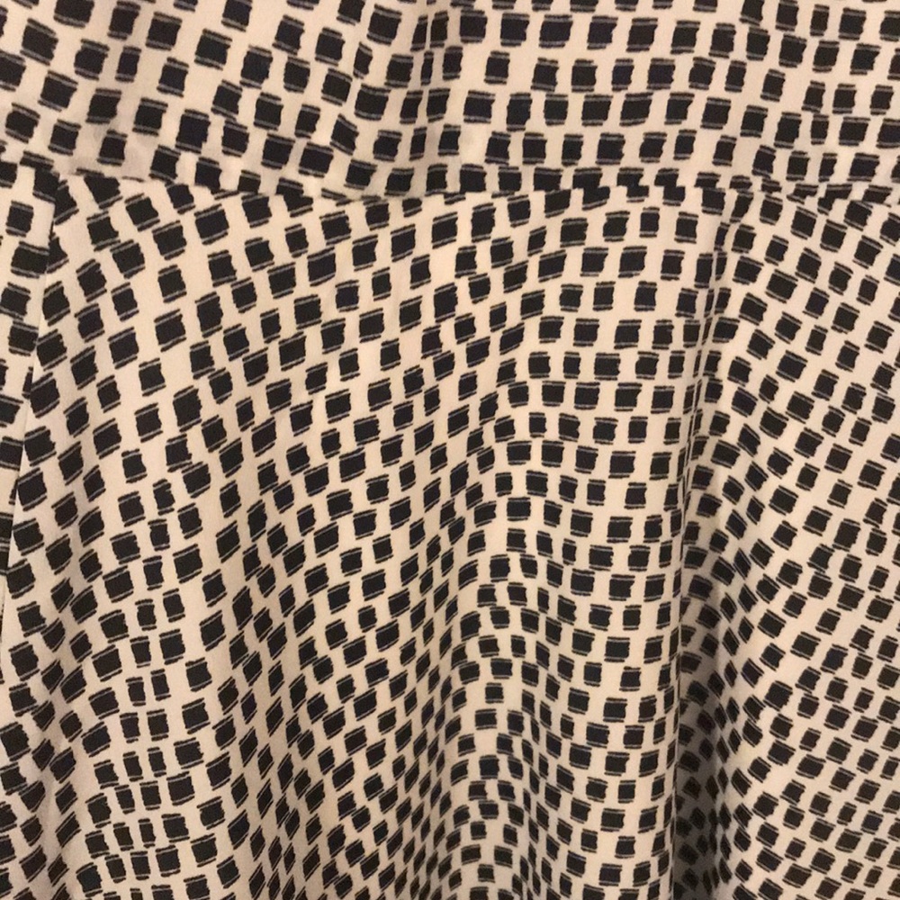 Express dress - Picture 2 of 2